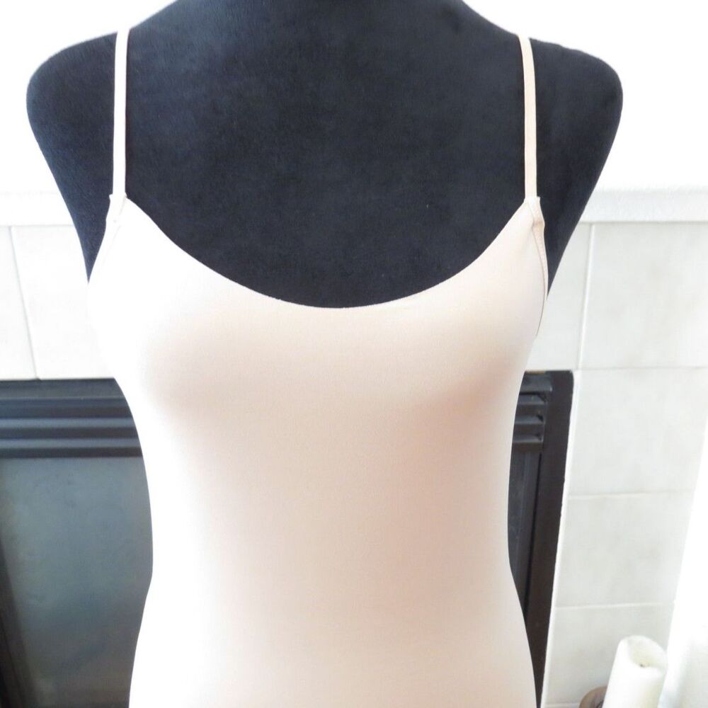 Vanity Fair Women's Sleek and Smooth Full Slip coquette Beige L EUC